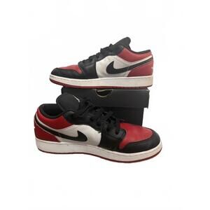Nike Air Jordan 1 Low GS Bred Toe